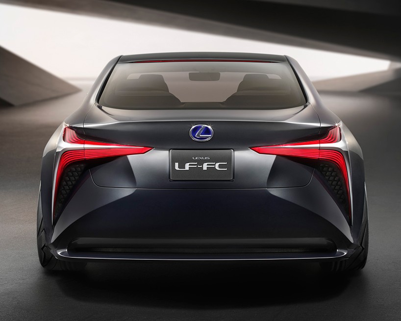 lexus-LF-FC-concept-sedan-designboom-04