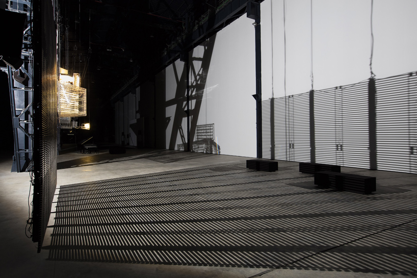 philippe-parreno-hypothesis-hangar-bicocca-designboom-01