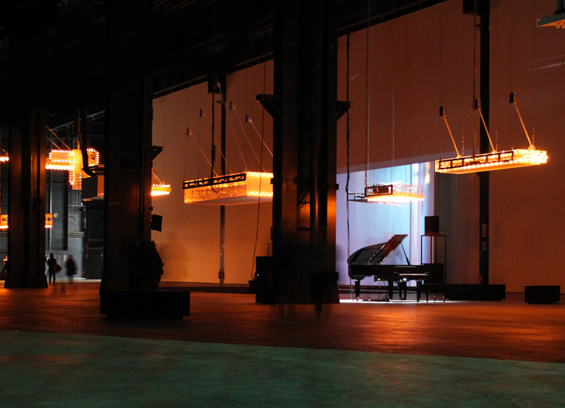 philippe-parreno-hypothesis-hangar-bicocca-designboom-12