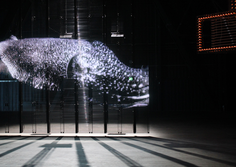 philippe-parreno-hypothesis-hangar-bicocca-designboom-18