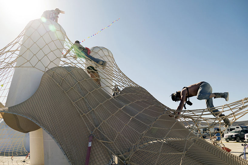 pneuhaus playascape burning man designboom