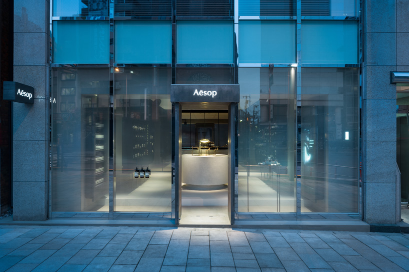 simplicity_aesop stores in japan_designboom_005