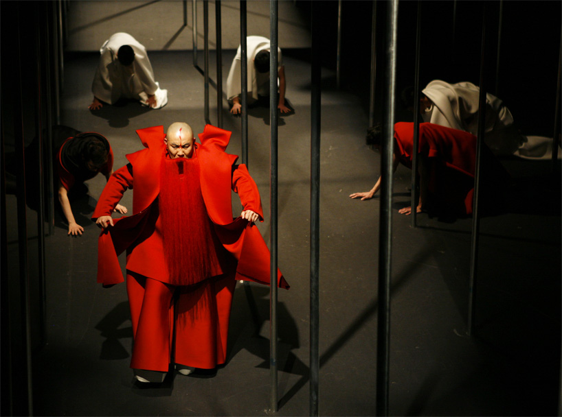 yung-ho-chang-stage-and-costume-design-for-seven-sages-in-the-bamboo-grove-designboom-08