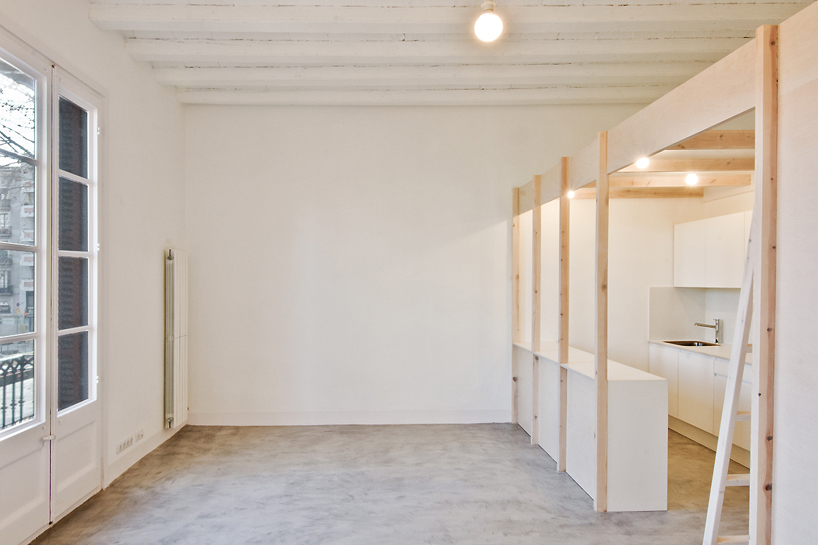 2-dwellings-at-tamarit-st-carles-enrich-barcelona-designboom-02