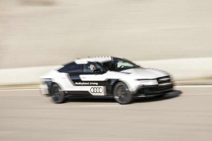 audi-RS-7-autonomous-driving-spain-visit-designboom-03