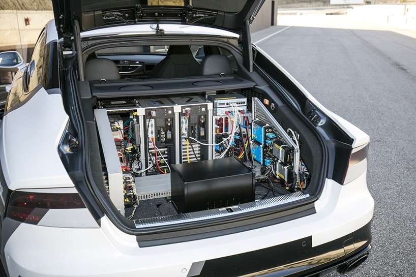 audi-RS-7-autonomous-driving-spain-visit-designboom-04