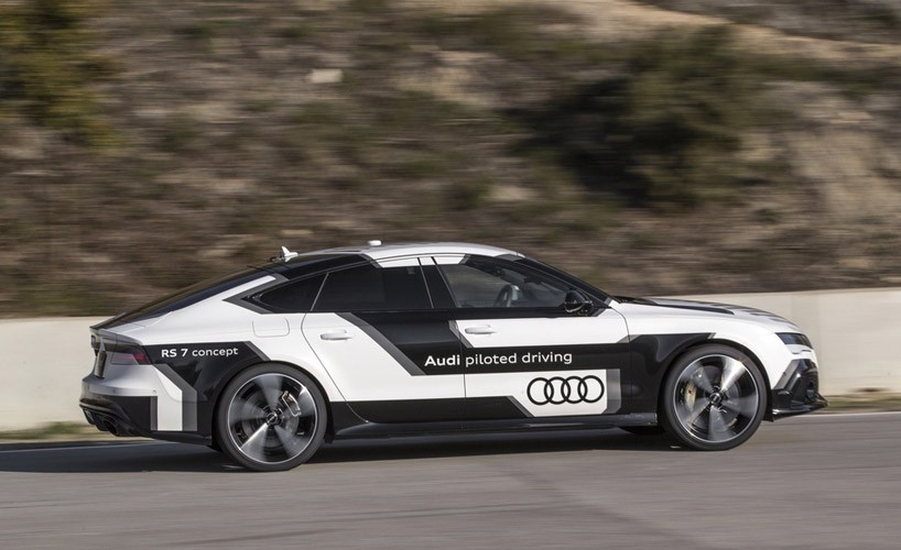 audi-RS-7-autonomous-driving-spain-visit-designboom-07