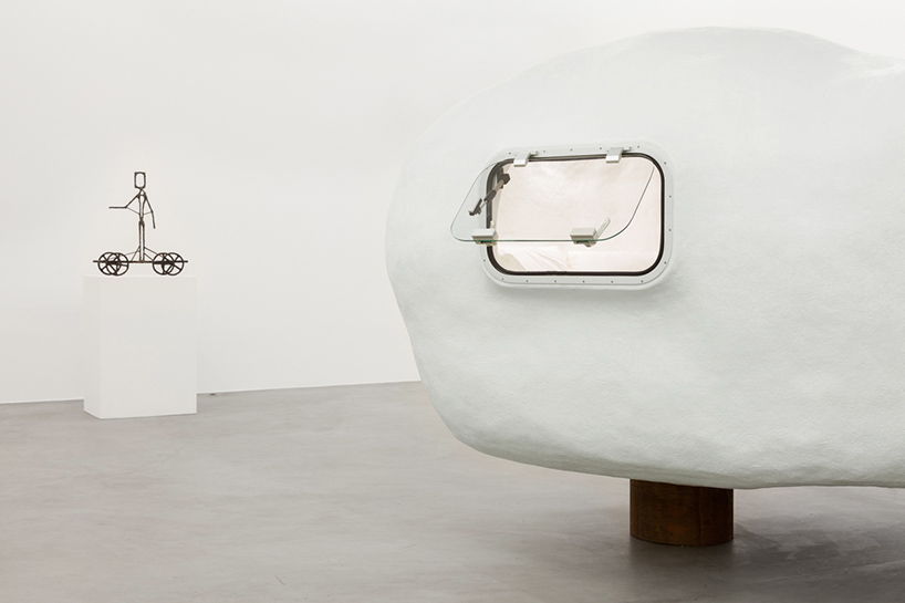 joep-van-lieshout-almine-rech-gallery-brussels-primitive-modern-designboom-02