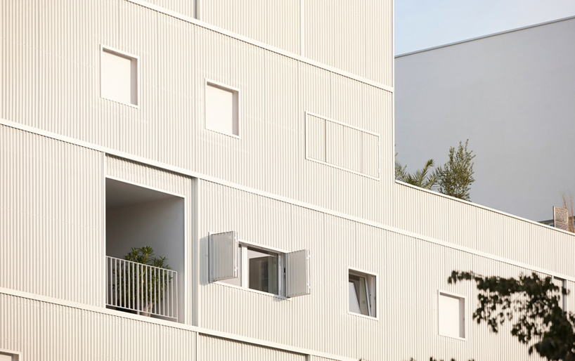 lan-architecture-carre-lumiere-residences-begles-south-west-france-02