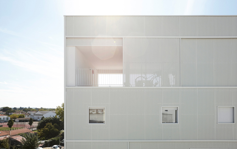 lan-architecture-carre-lumiere-residences-begles-south-west-france-02