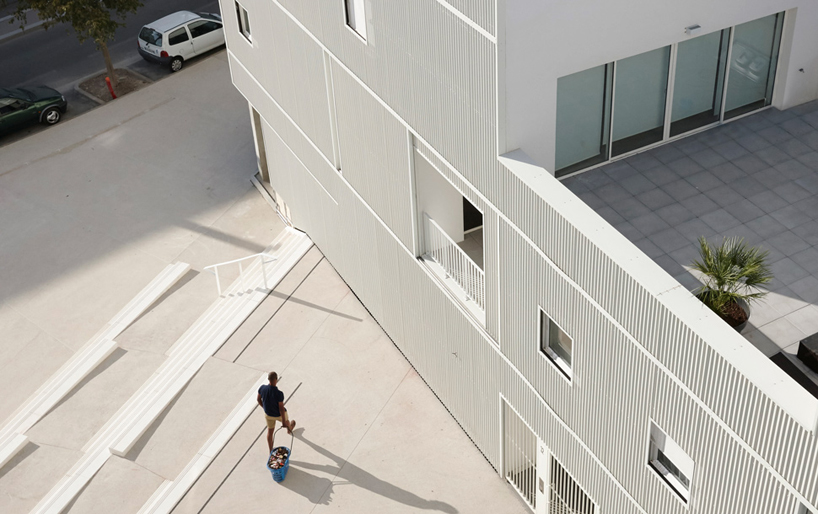 lan-architecture-carre-lumiere-residences-begles-south-west-france-02