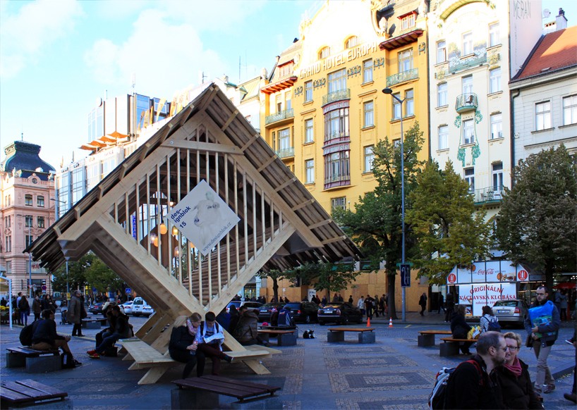 lasvit designblok 15 jan plechac henry wielgus maarten baas studio deform designboom