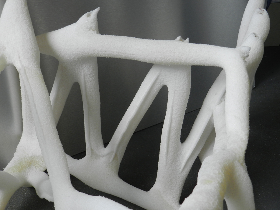 massimo adami elettroshock designboom 