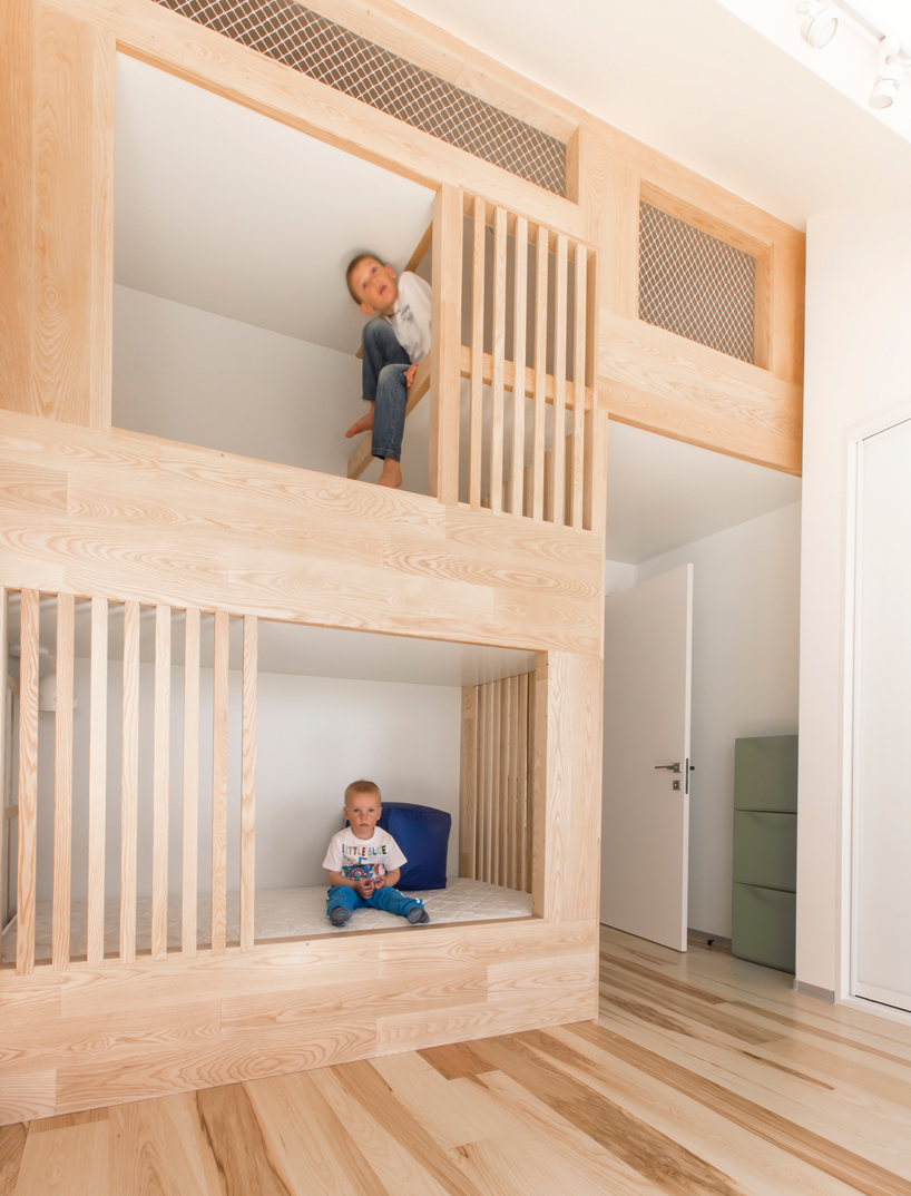 ruetemple-loft-apartment-moscow-designboom-04