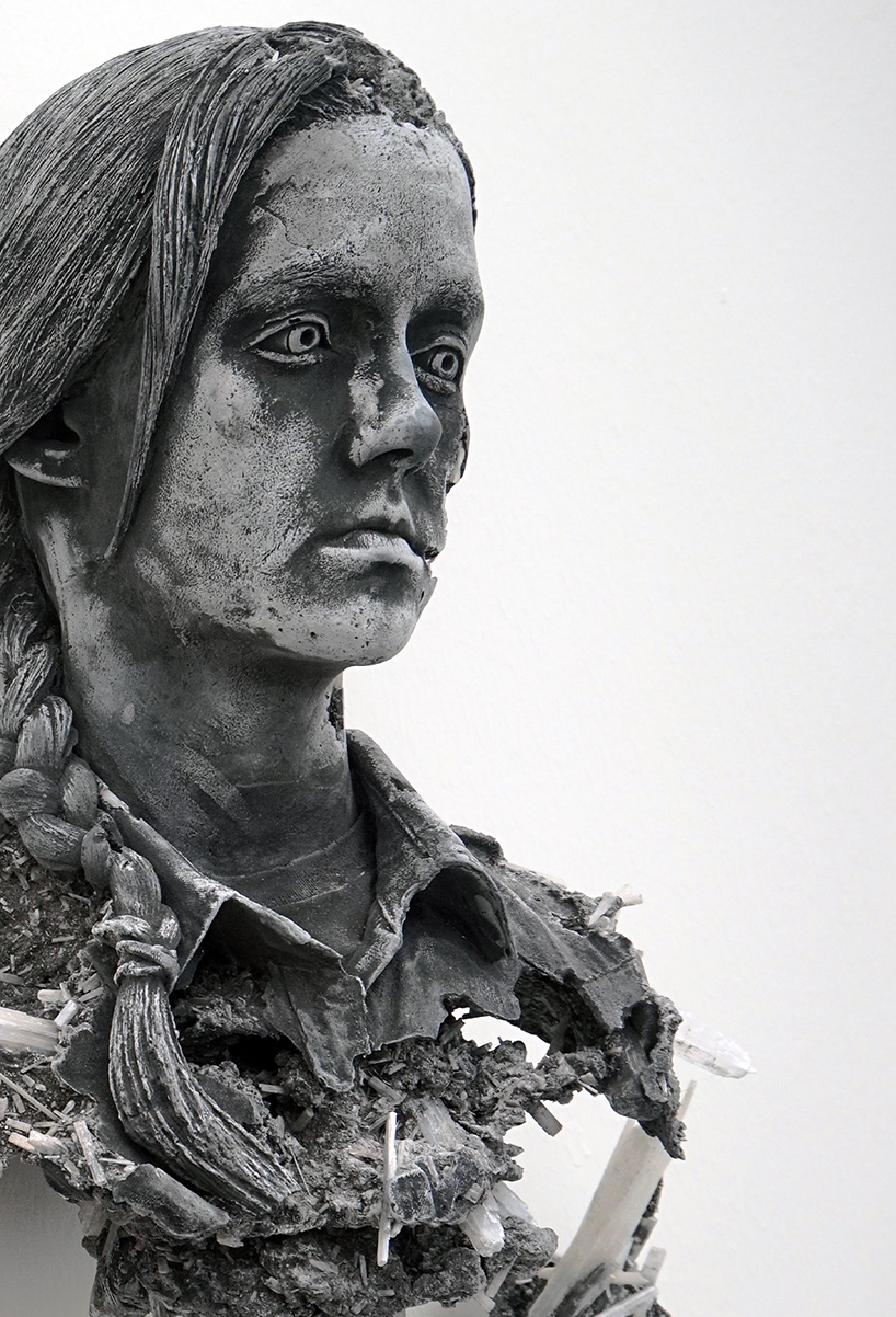 daniel-arsham-baro-galeria-untitled-art-fair-miami-designboom-013