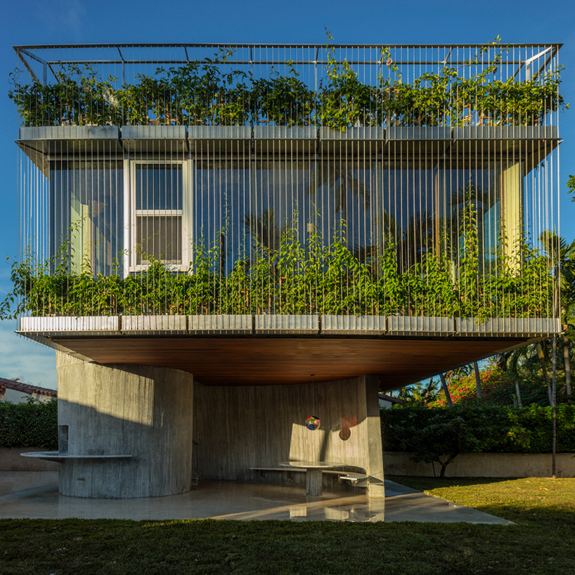studio christian wassmann sun path house miami beach designboom