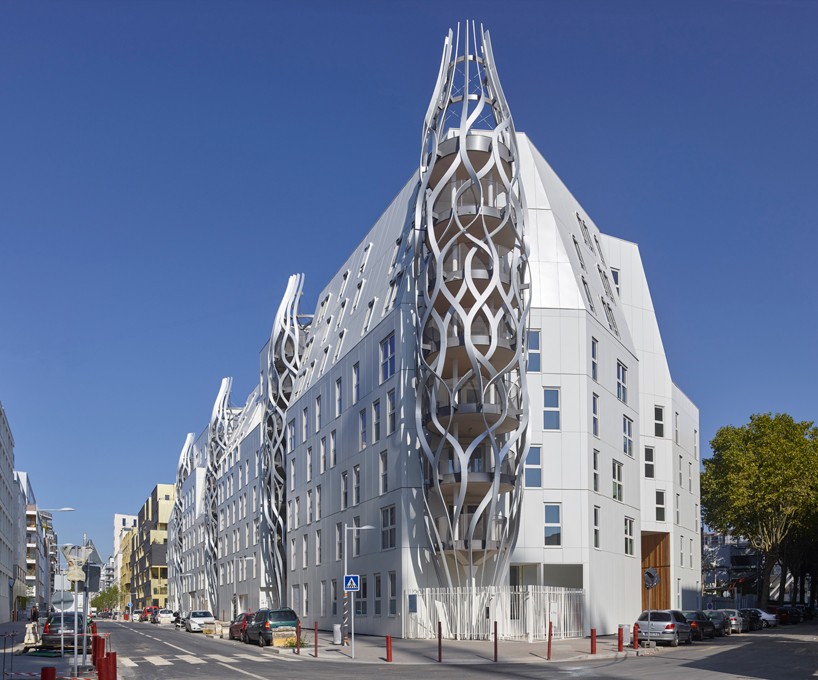 tetrarc-architectes-rive-seine-boulogne-billancourt-social-housing-paris-designboom-01-