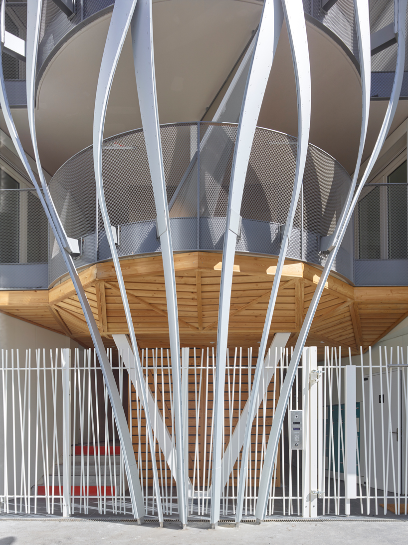 tetrarc-architectes-rive-seine-boulogne-billancourt-social-housing-paris-designboom-02