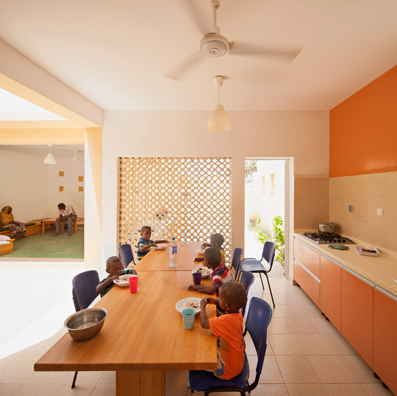 urko sanchez architects SOS children's village in djibouti designboom