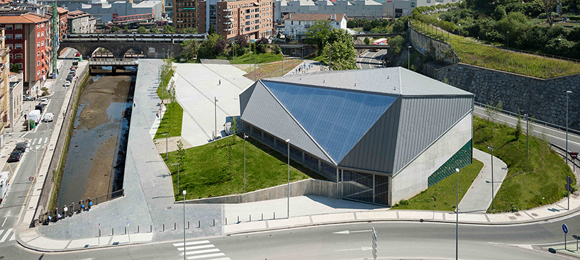 tabula rasa park pelota court vaumm designboom