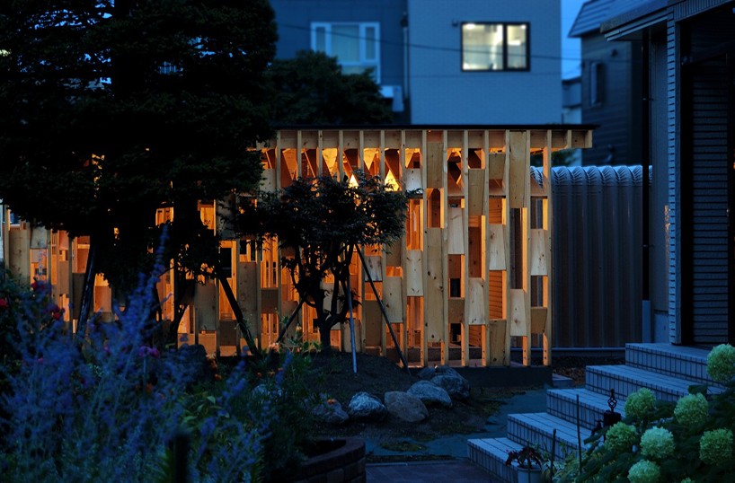 yoshichika-takagi-wood-shelter-hokkaido-japan-designboom-01