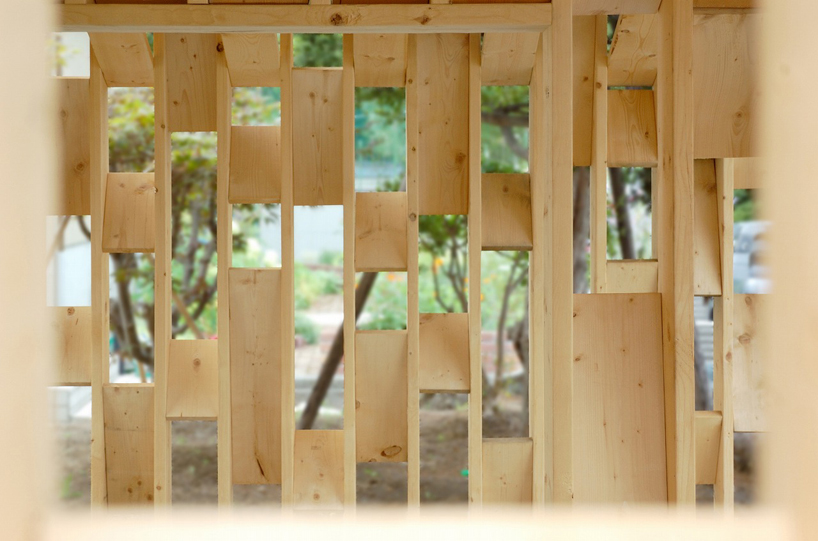 yoshichika-takagi-wood-shelter-hokkaido-japan-designboom-02