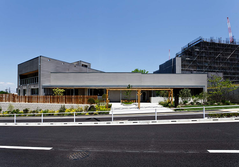 HIBINOSEKKEI-+-youji-no-shiro-SM-nursery-tokyo-japan-designboom-02