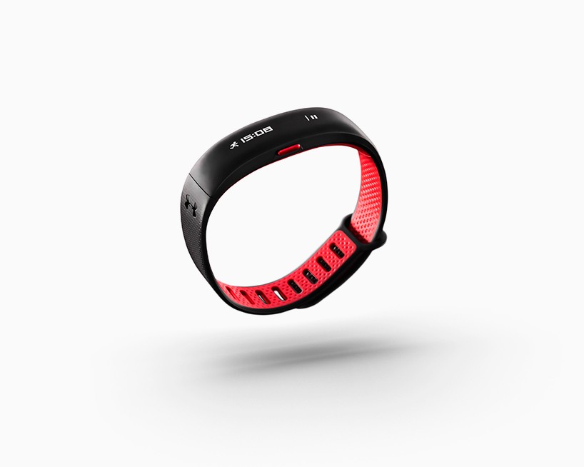 HTC-under-armour-healthbox-fitness-tracking-designboom-08