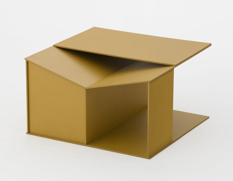 jin kuramoto MEETEE press 2016 EN 5 chair designboom