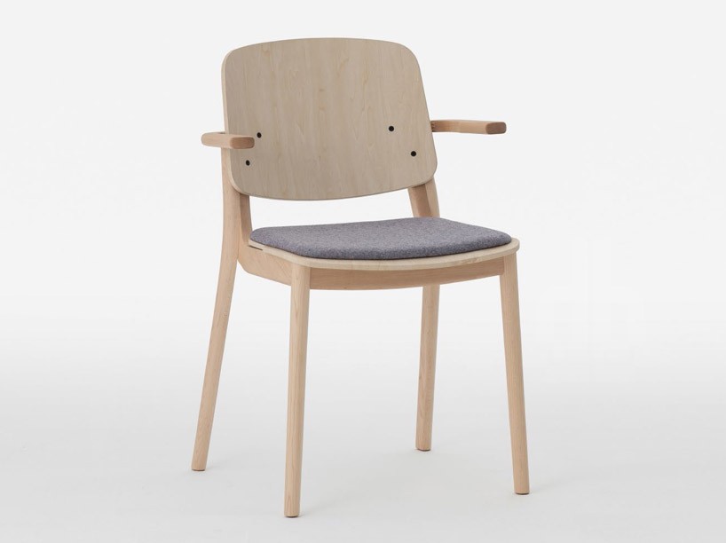 jin kuramoto MEETEE press 2016 EN 5 chair designboom