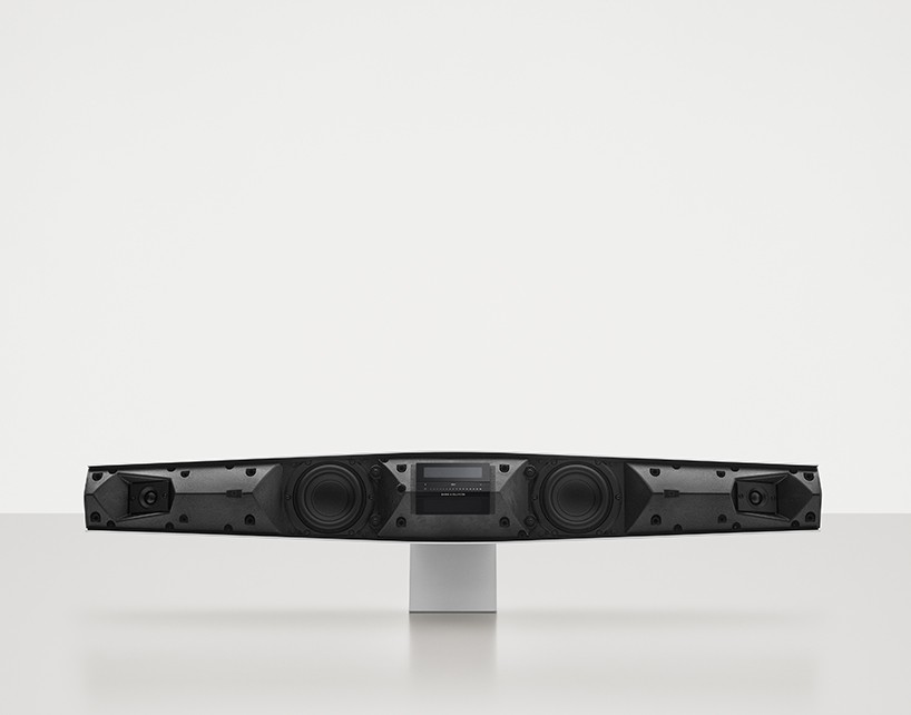 bang-olufsen-beosound-35-wireless-speaker-designboom-06