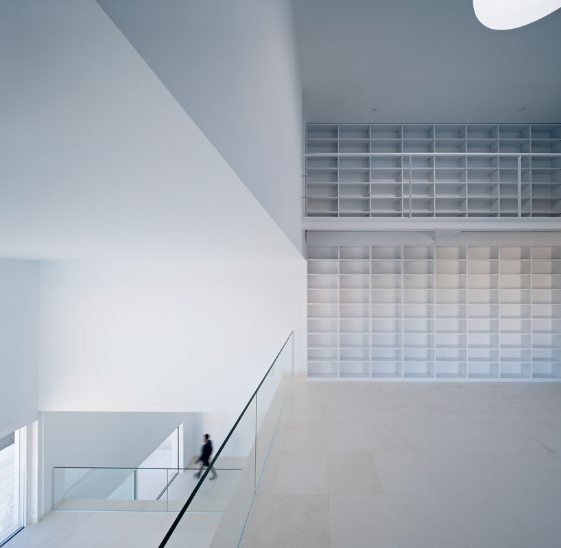 estudio-campo-baeza-cala-house-madrid-spain-designboom-02