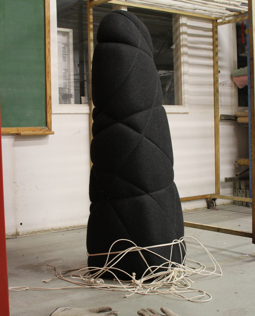 farg-and-blanche-succession-mirrors-maison-et-object-16-designboom-02