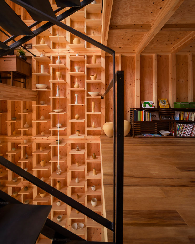 house-for-pottery-festival-ofea-japan-osaka-designboom-02