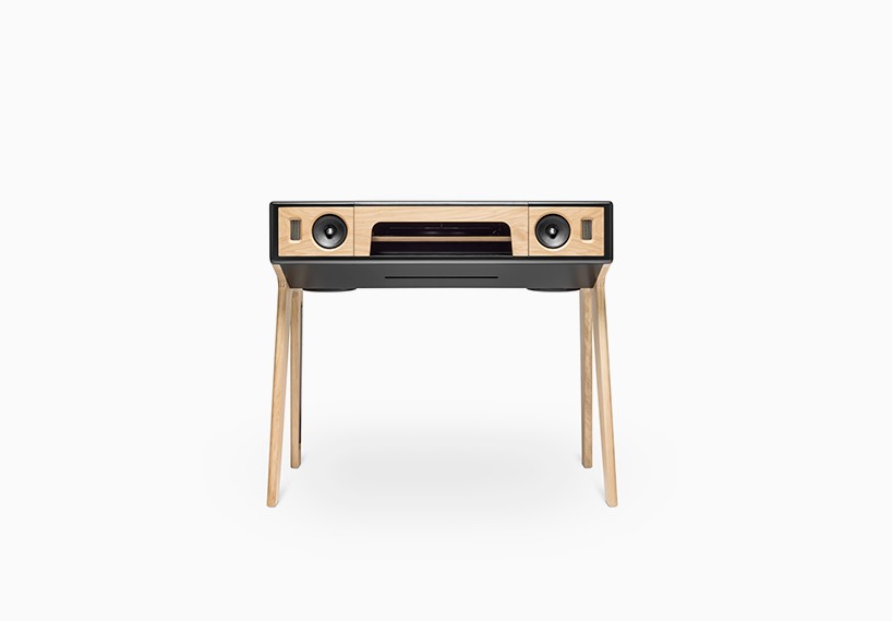 la-boite-concept-LP-160-loudspeaker-designboom-05