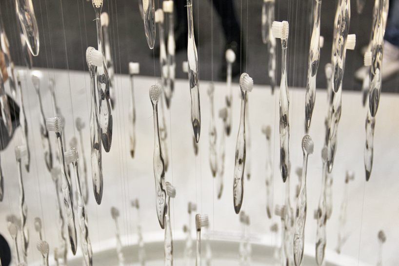 misoka-toothbrush-yumeshokunin-maison-et-objet-designboom-02