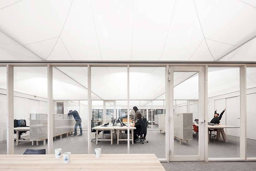 monadnock-interior-office-of-the-royal-tichelaar-factory-the-netherlands-designboom-01