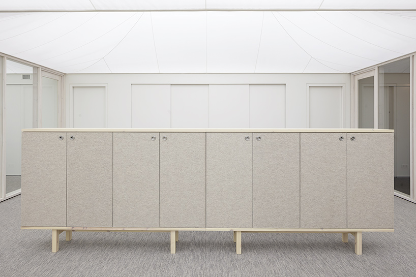 monadnock-interior-office-of-the-royal-tichelaar-factory-the-netherlands-designboom-02