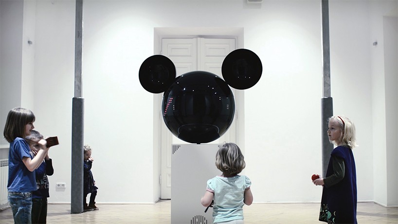 pangenerator-disney-mickeyphon-av-sculpture-designboom-02