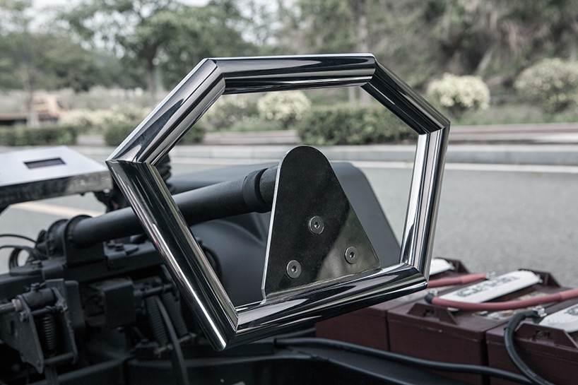 united-nude-lo-res-car-designboom-06