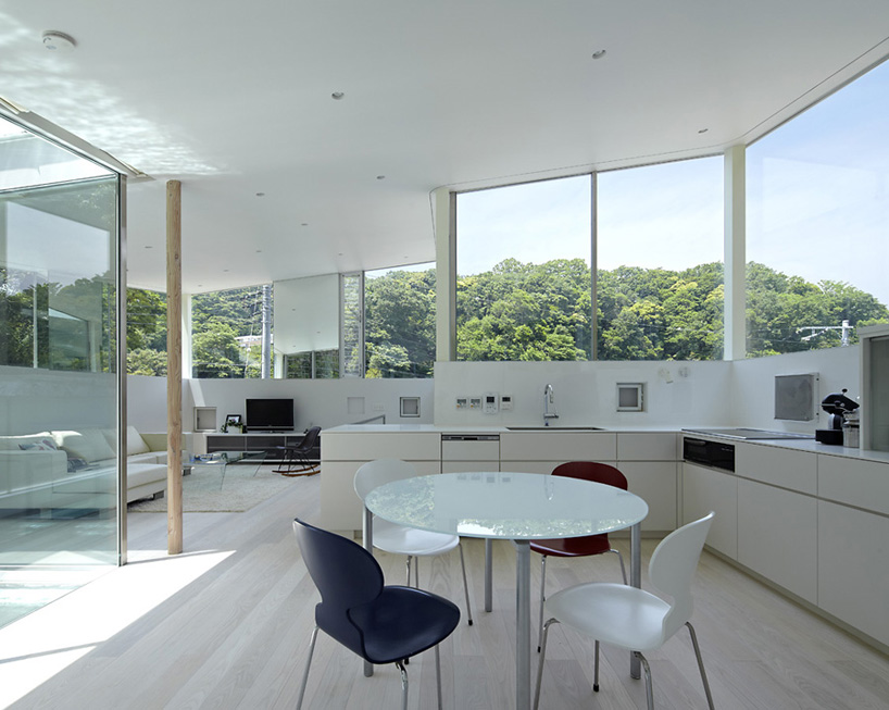a.l.x.-junichi-sampei-house-forest-designboom-006