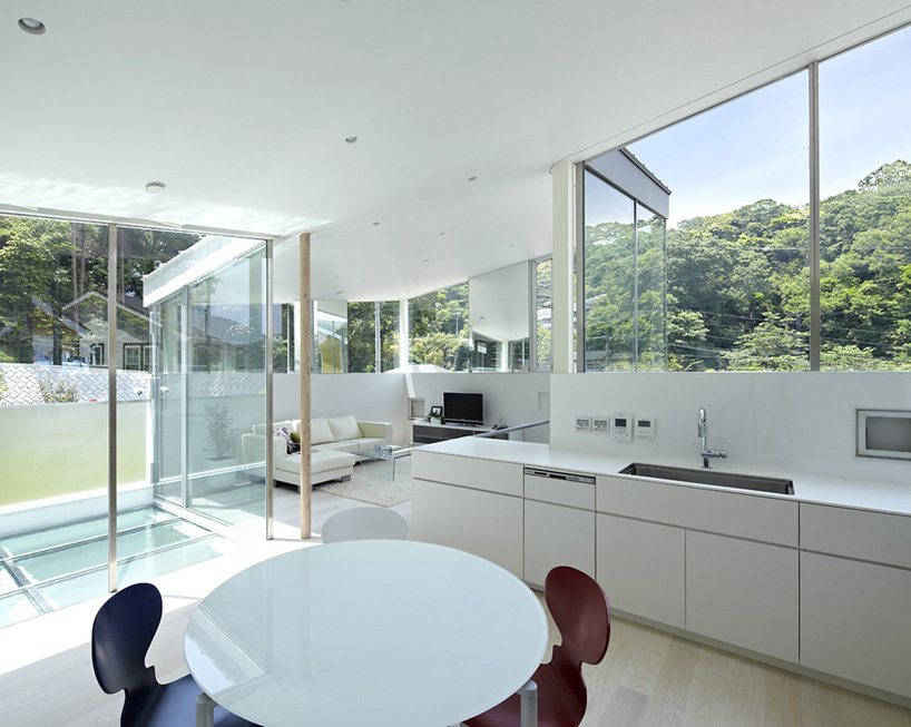 a.l.x.-junichi-sampei-house-forest-designboom-009