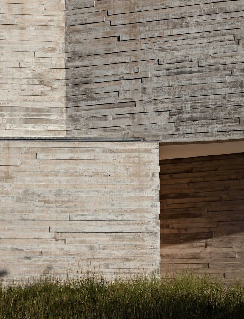 alric-galindez-casa-L-buenos-aires-designboom-02