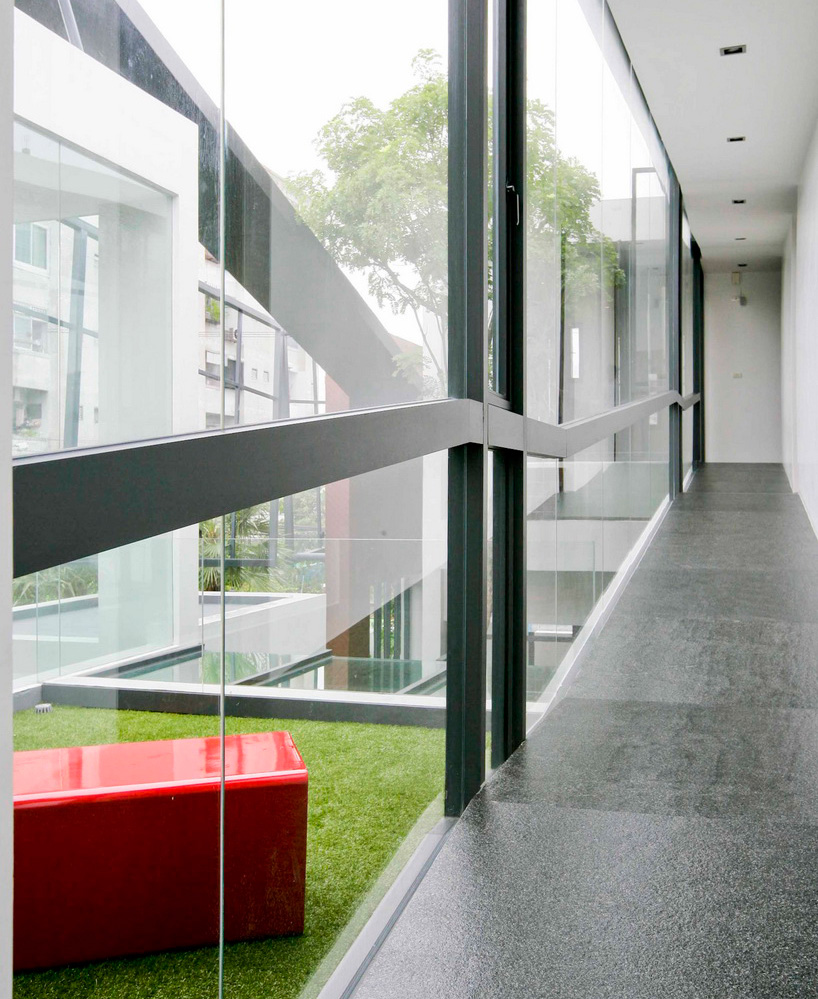 archimontagedesignboom05