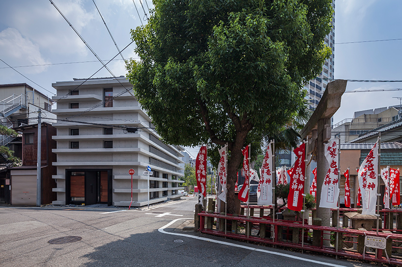 hisanori-ban-bandesign-everlong-concrete-house-nagoya-city-japan-designboom-02
