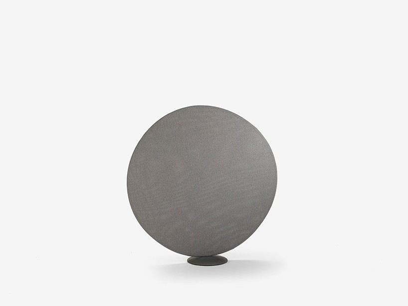 jin-kuramoto-offecct-wind-room-dividers-stockholm-furniture-fair-2016-designboom-08