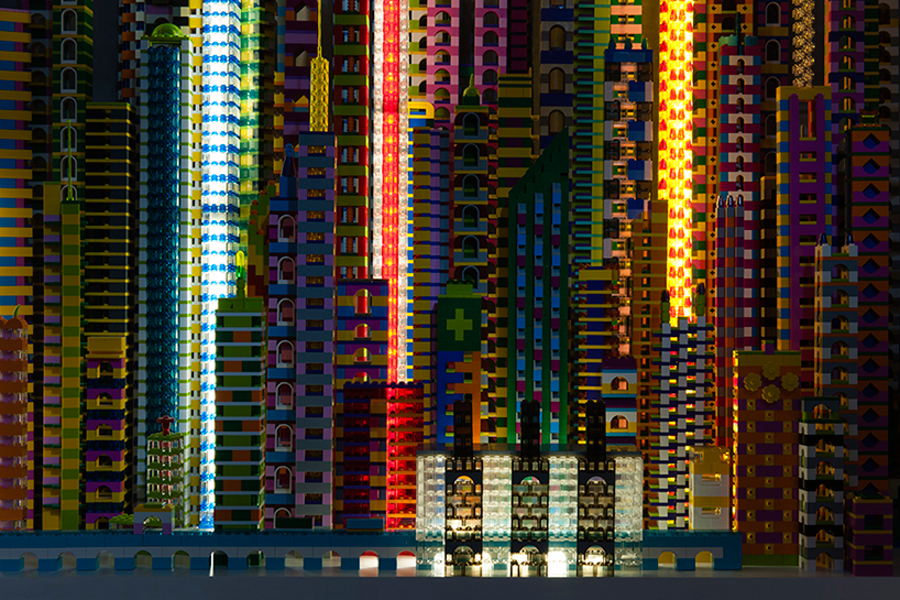 laird-kay-lego-city-designboom-04