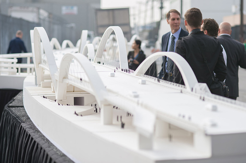 michael-maltzan-los-angeles-sixth-street-viaduct-designboom-02