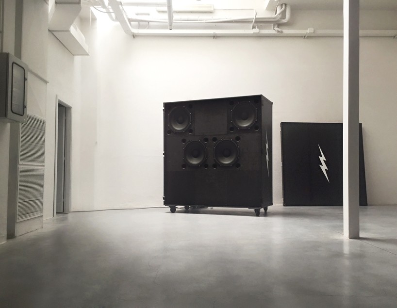 plusdesign-gallery-pico-colombia-milan-designboom-009