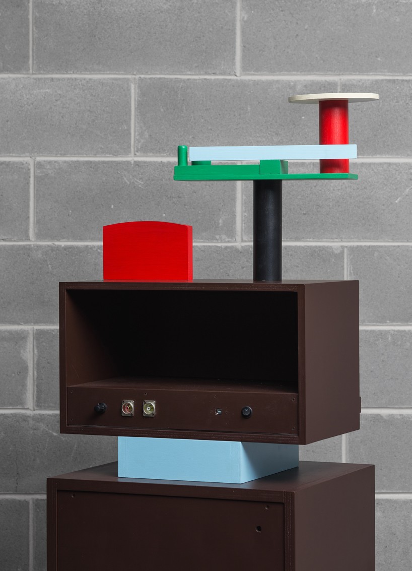 plusdesign-gallery-pico-colombia-milan-designboom-019